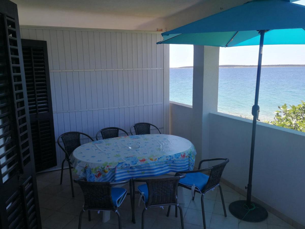 Appartamento Apartman Cemeljic Mandre Esterno foto